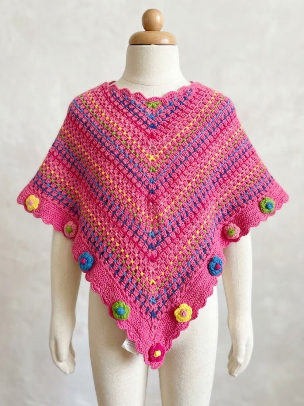 The Childrens Place Girls Pink Crochet Flower Poncho Size S 5/6 Y2K Boho Knit